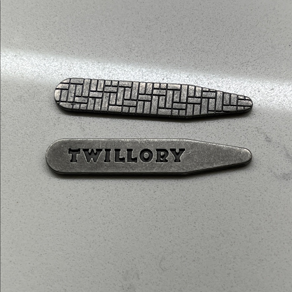 Twillory Silver Collar Stays